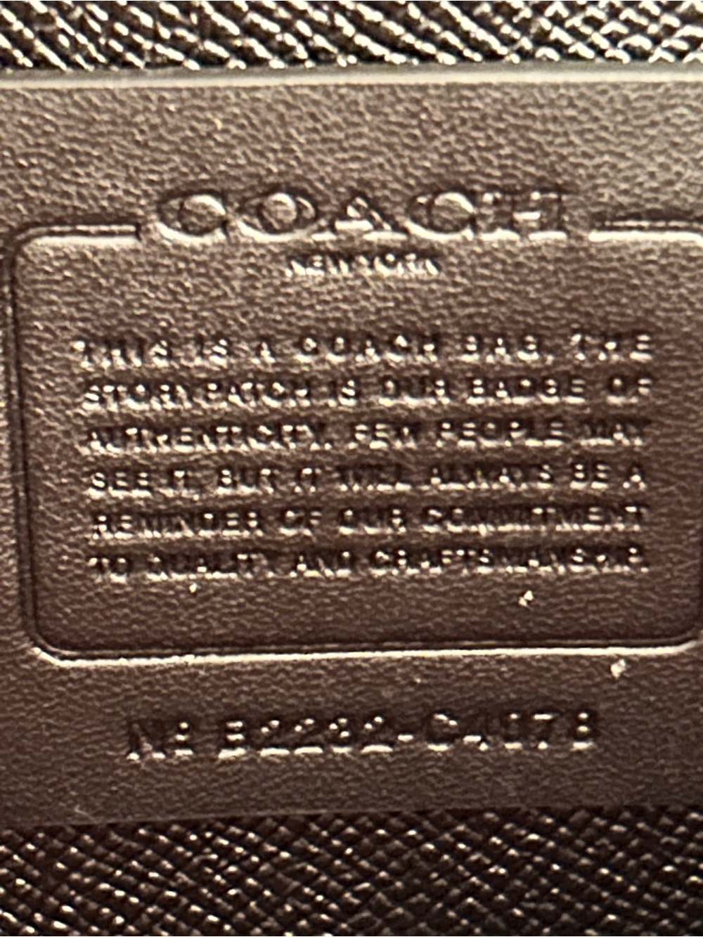 Coach Tatum Carryall 40 Tote/Crossbody Black True Red Interior - Picture 2 of 15